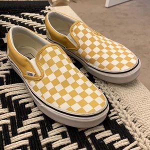 Slip on Vans- yellow checkered